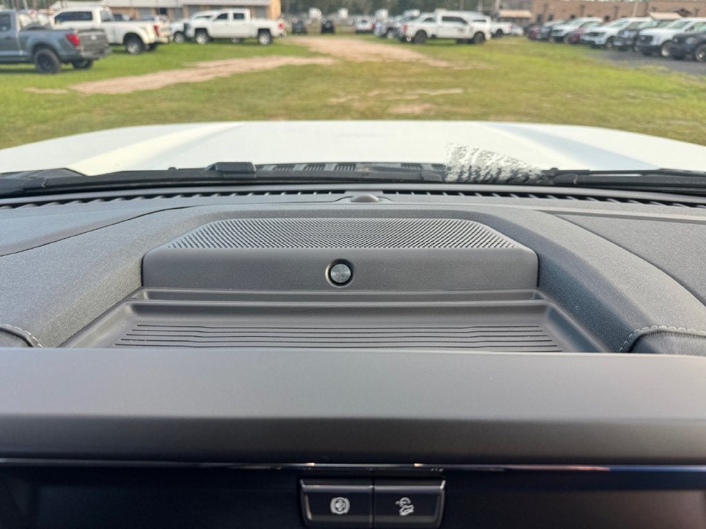 2027 Ford F-250SD Lariat 608A