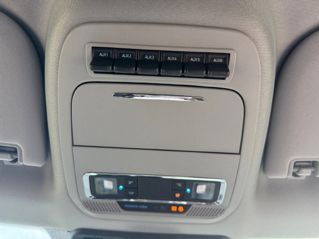 2027 Ford F-250SD Lariat 608A