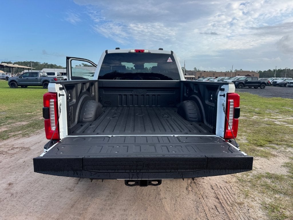 2027 Ford F-250SD Lariat 608A