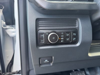 2027 Ford F-250SD Lariat 608A
