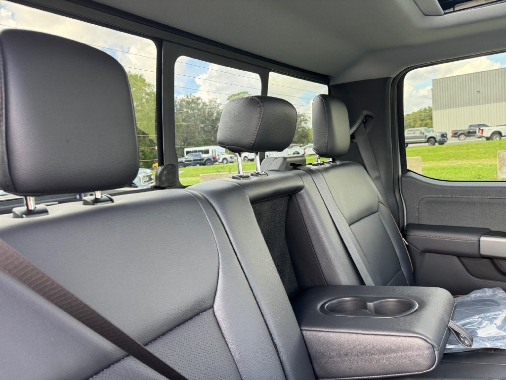 2027 Ford F-250SD Lariat 608A