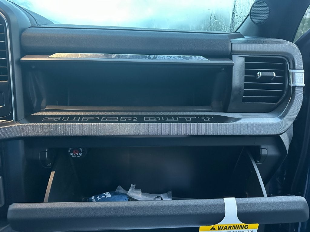 2027 Ford F-250SD Platinum 703A