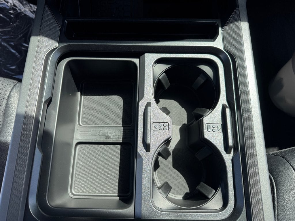 2027 Ford F-250SD Lariat 608A
