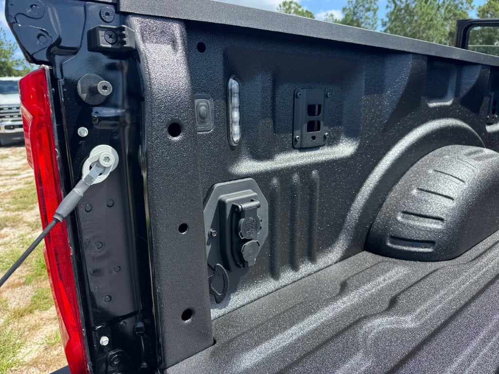 2027 Ford F-250SD Lariat 608A