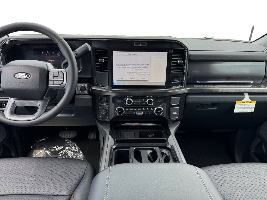 2027 Ford F-250SD Lariat 608A