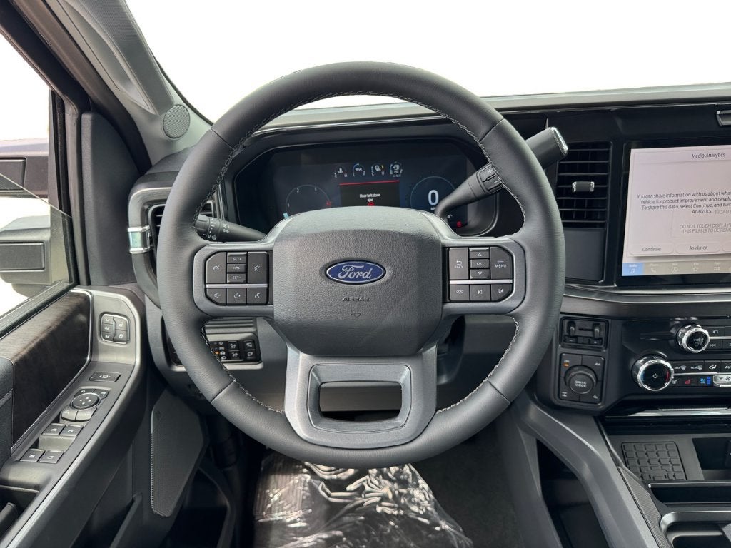 2027 Ford F-250SD Lariat 608A
