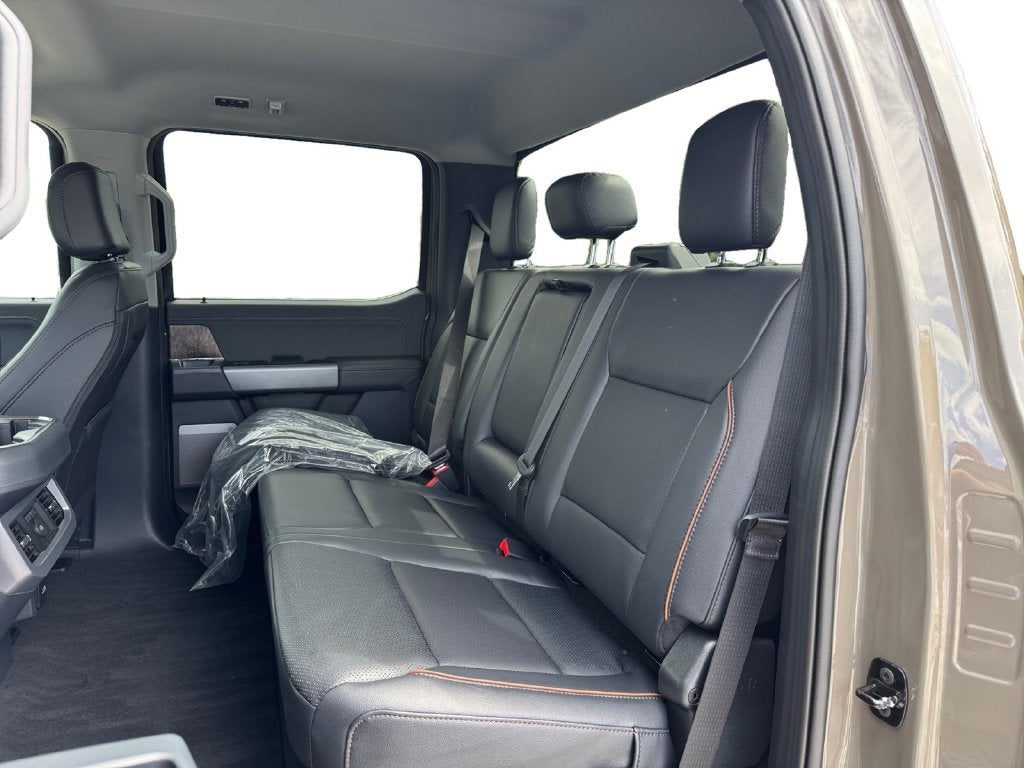 2027 Ford F-250SD Lariat 608A