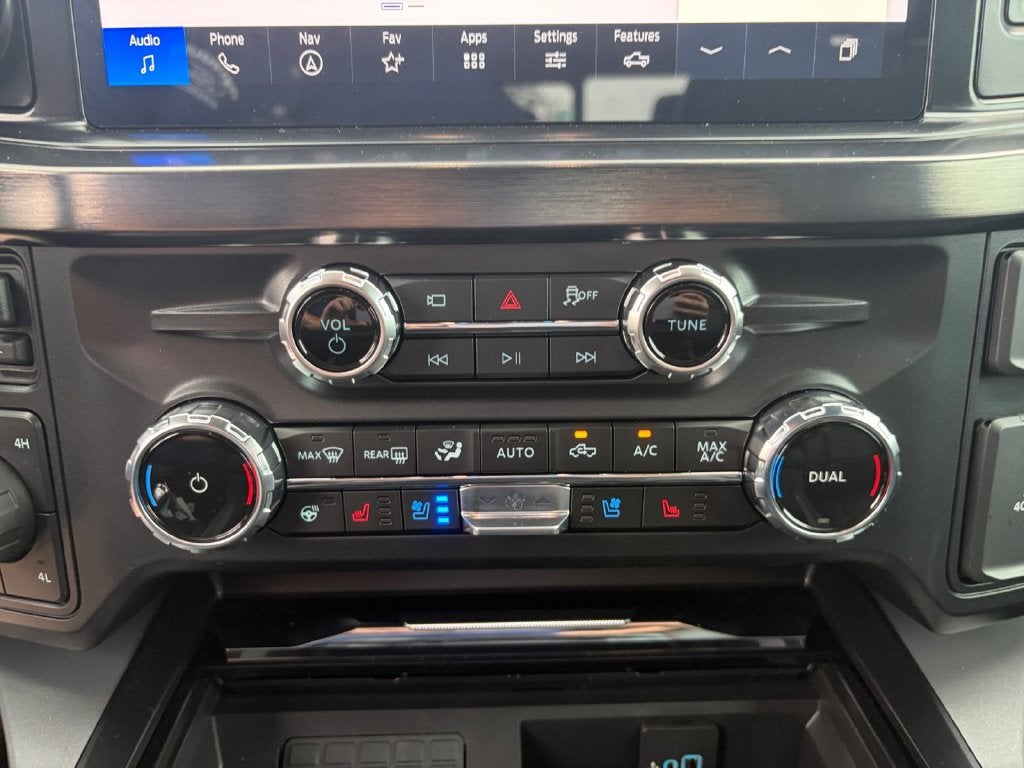 2027 Ford F-250SD Lariat 608A