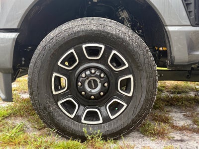 2027 Ford F-250SD Platinum 703A