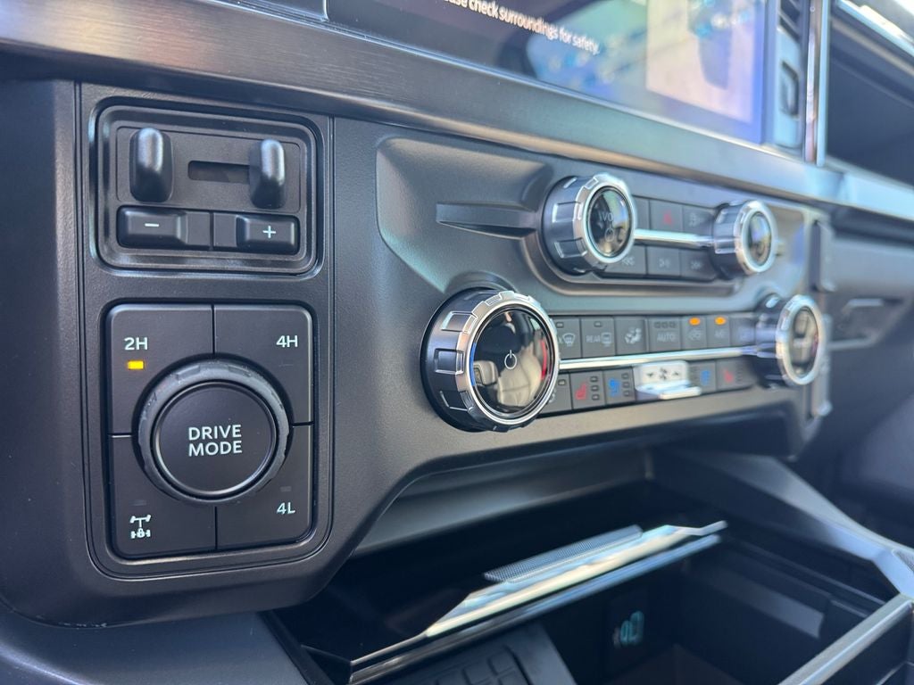 2026 Ford F-250SD Lariat 608A