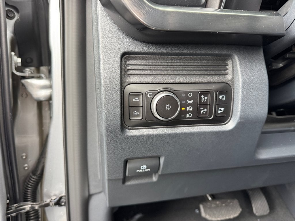 2027 Ford F-350SD Lariat 618A