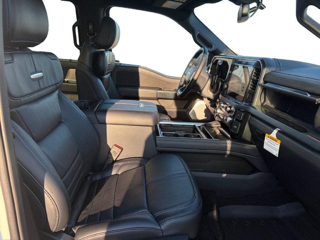 2027 Ford F-350SD Platinum 713A