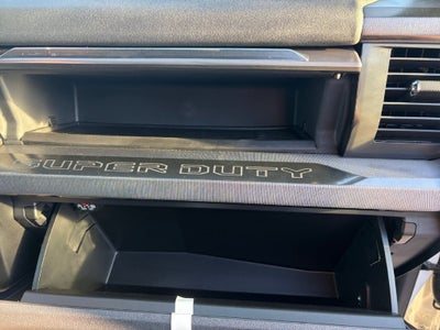 2027 Ford F-350SD Platinum 713A