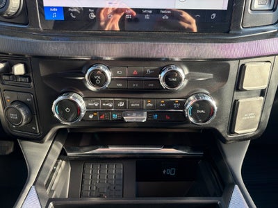 2027 Ford F-350SD Platinum 713A