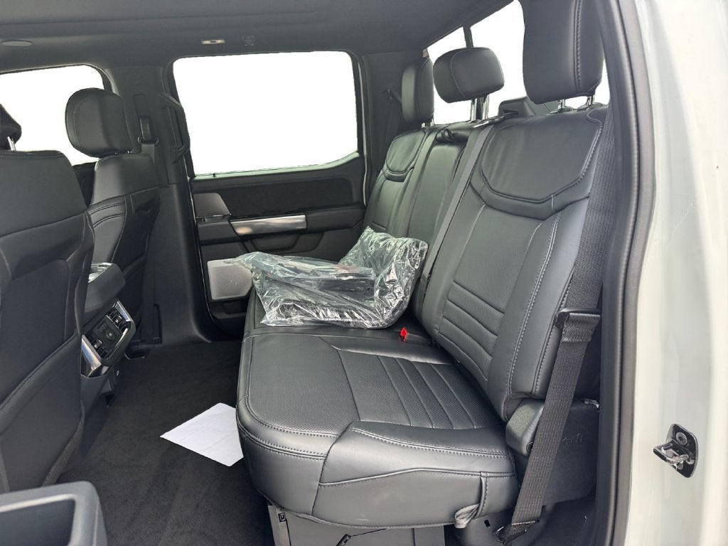2027 Ford F-350SD Platinum 713A