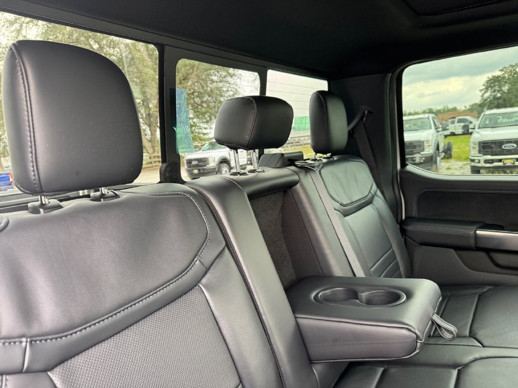 2027 Ford F-350SD Platinum 713A