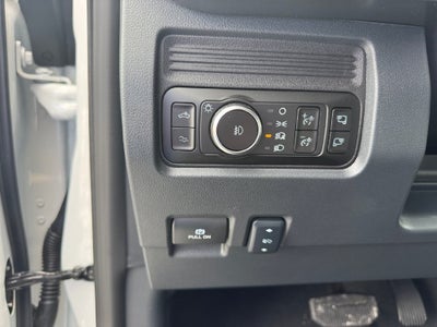 2027 Ford F-350SD Platinum 713A