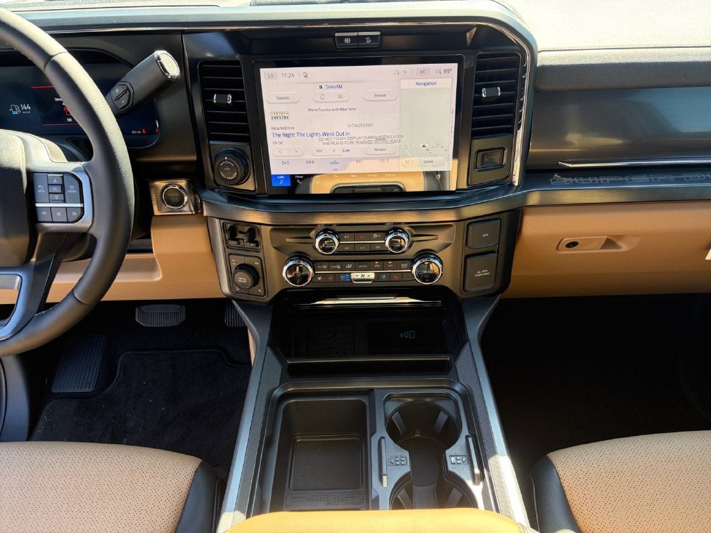 2027 Ford F-350SD Lariat 618A