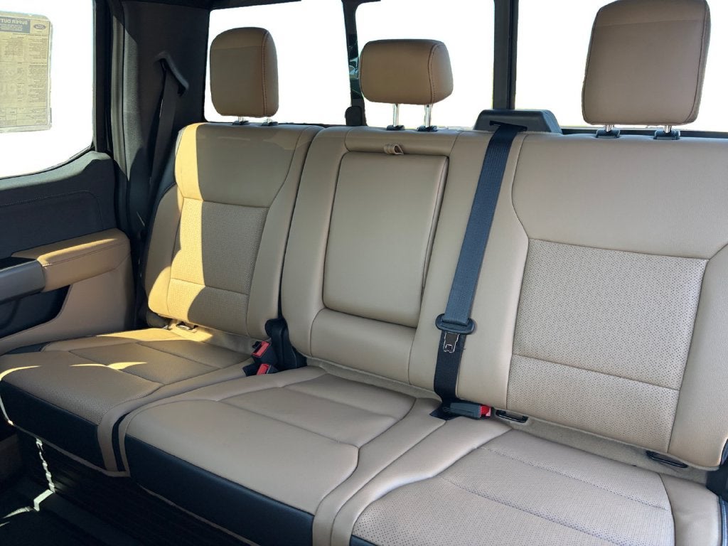 2027 Ford F-350SD Lariat 618A