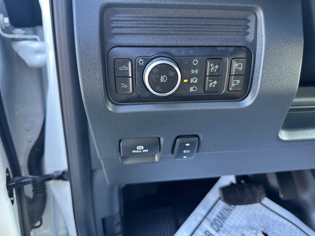 2025 Ford F-350SD Platinum