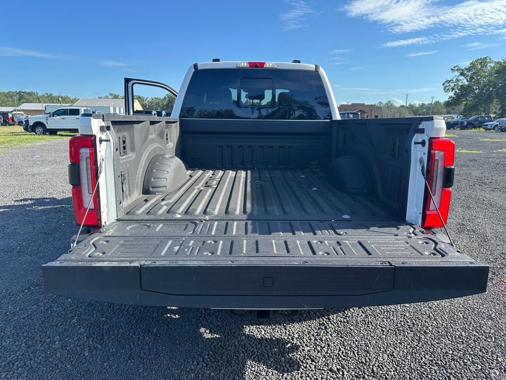 2025 Ford F-350SD Platinum