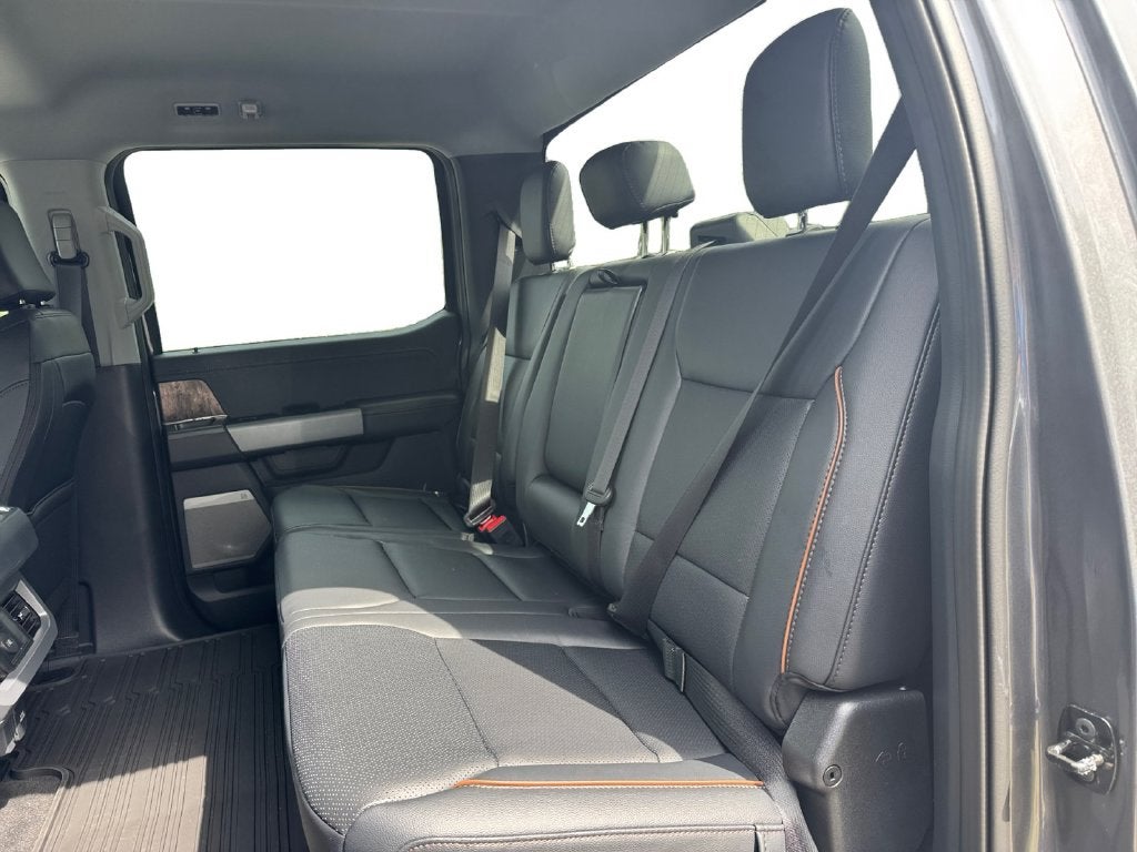 2027 Ford F-350SD Lariat 618A