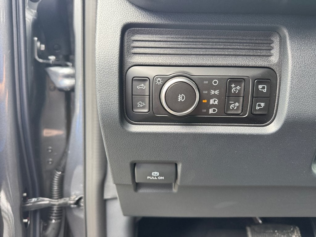 2027 Ford F-350SD Lariat 618A