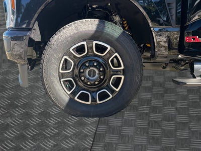 2027 Ford F-350SD Platinum 713A