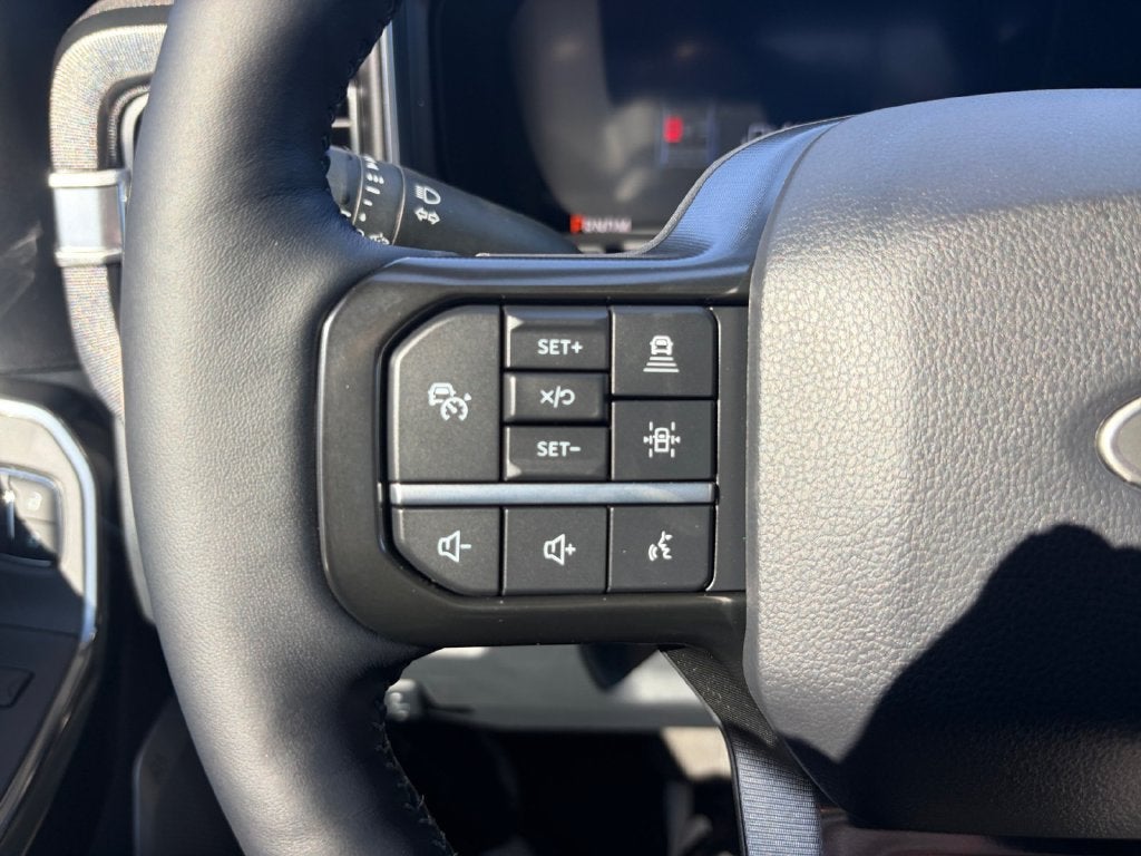 2027 Ford F-350SD Platinum 713A