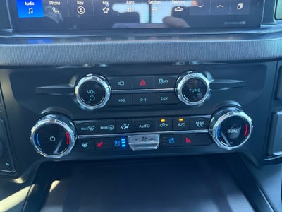 2027 Ford F-350SD Platinum 713A