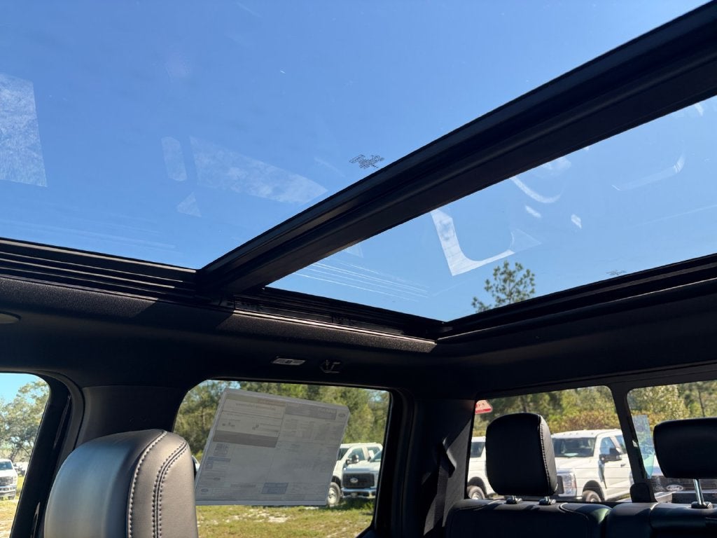 2027 Ford F-350SD Platinum 713A