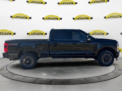 2027 Ford F-350SD Platinum 713A
