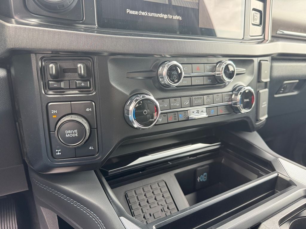 2026 Ford F-350SD Platinum 713A