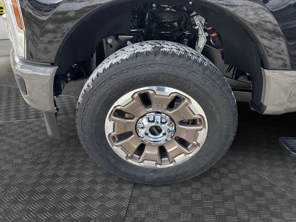 2027 Ford F-350SD King Ranch 710A