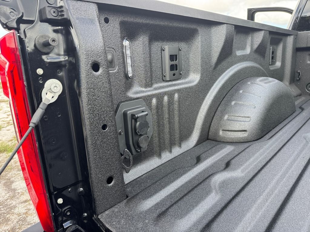 2027 Ford F-350SD King Ranch 710A