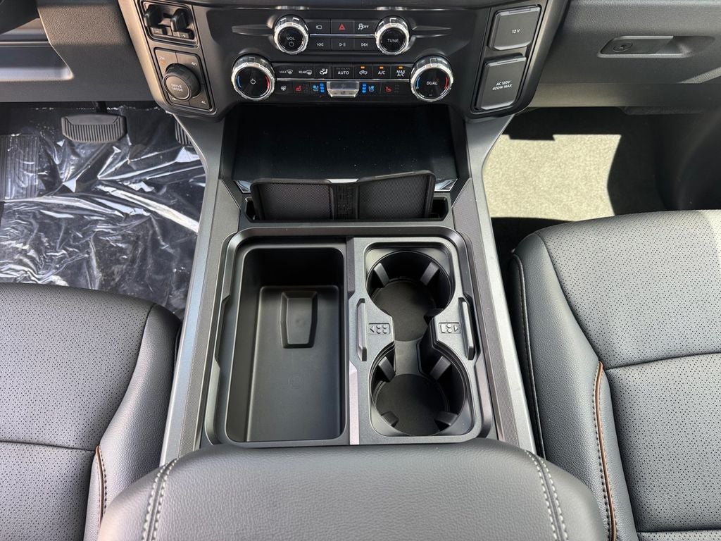 2027 Ford F-350SD Lariat 618A