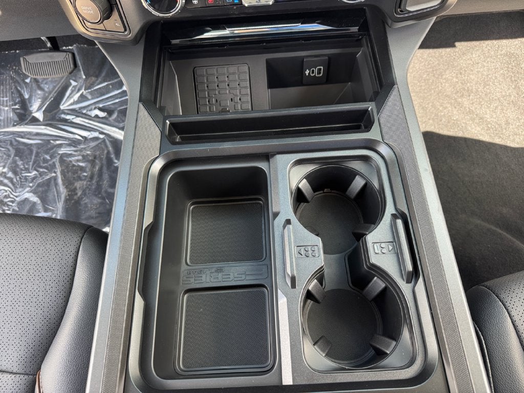 2027 Ford F-350SD Lariat 618A