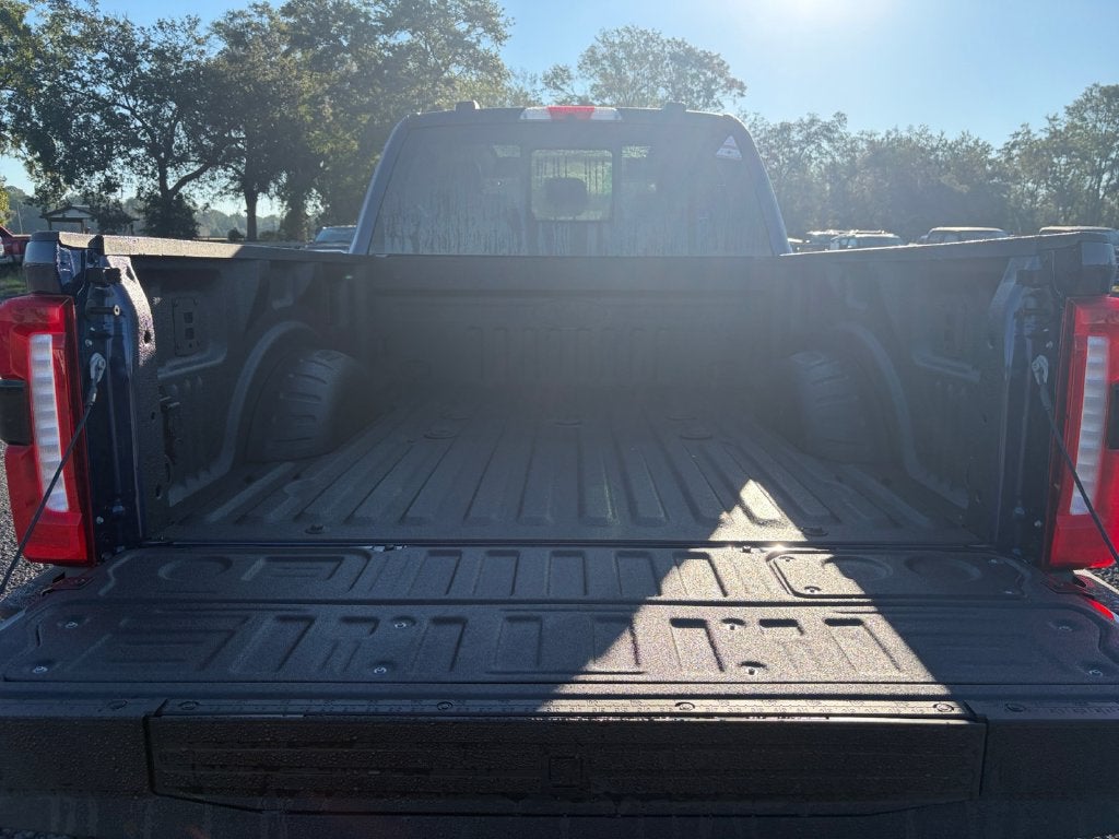2027 Ford F-350SD Lariat 618A