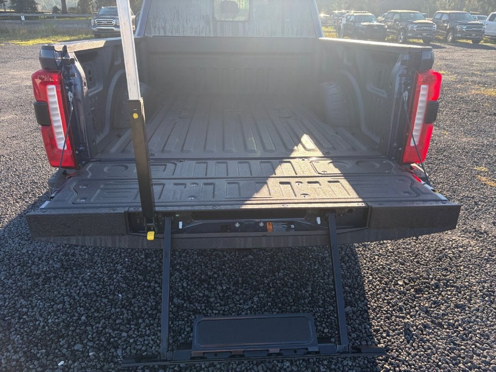 2027 Ford F-350SD Lariat 618A