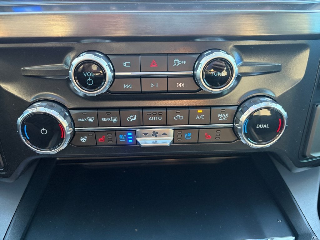 2027 Ford F-350SD Lariat 618A
