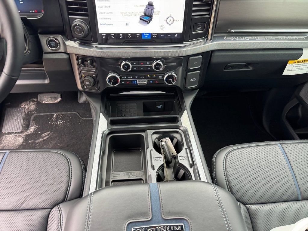 2027 Ford F-350SD Platinum 713A