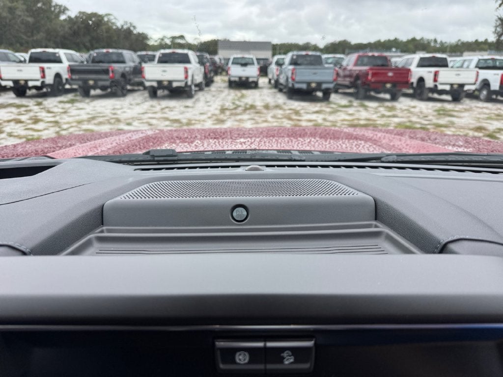 2027 Ford F-350SD Platinum 713A
