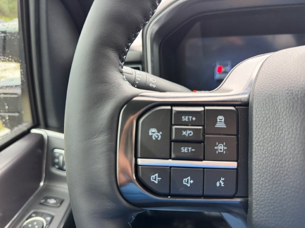2027 Ford F-350SD Platinum 713A