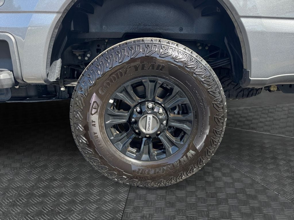 2025 Ford F-350SD Platinum