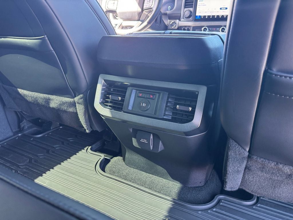 2025 Ford F-350SD Platinum