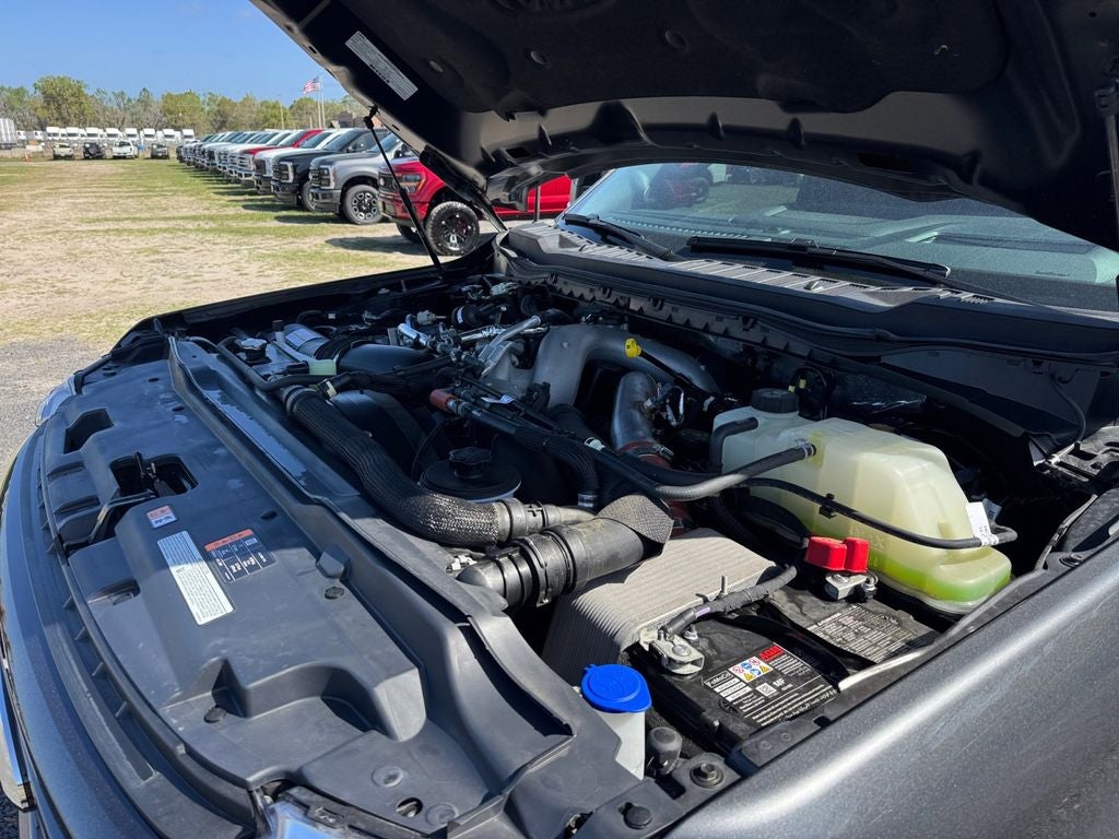 2025 Ford F-350SD Platinum