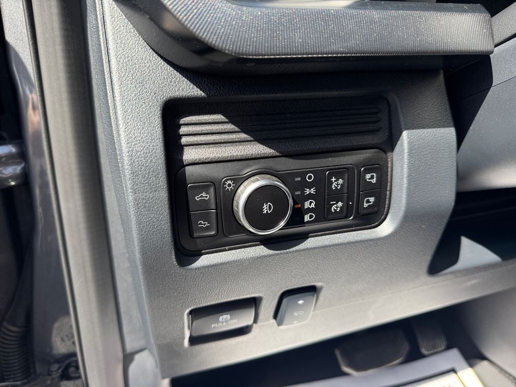 2025 Ford F-350SD Platinum