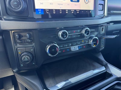 2025 Ford F-350SD Platinum