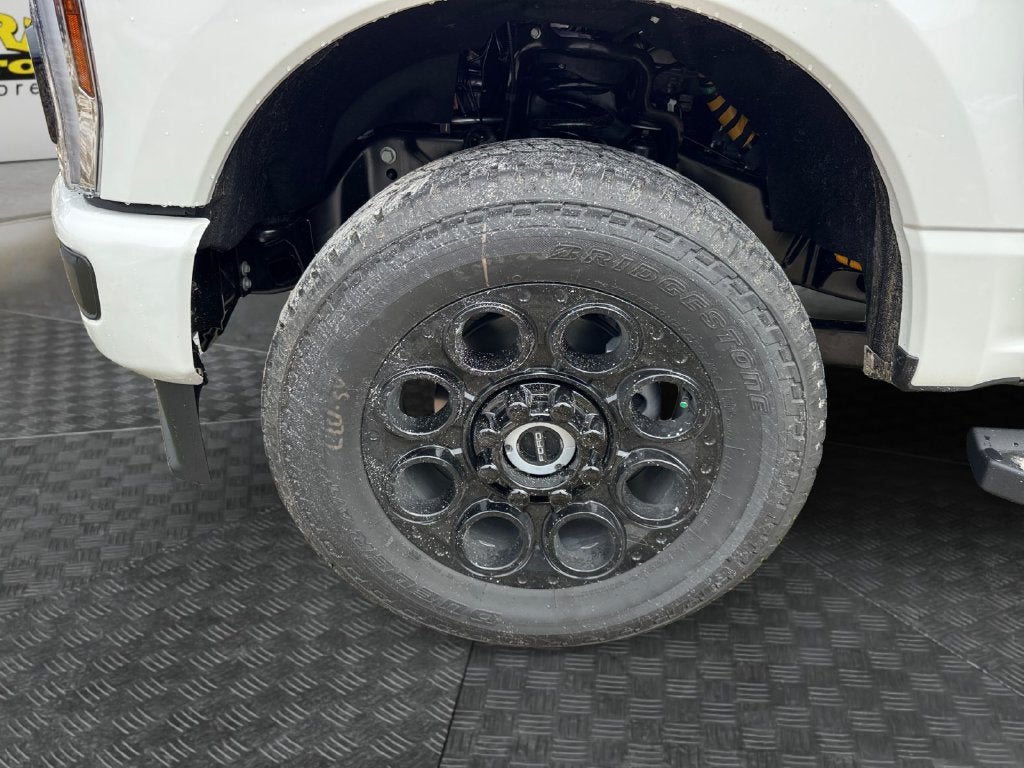 2027 Ford F-350SD Lariat 618A