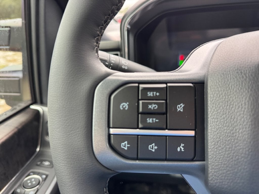 2027 Ford F-350SD Lariat 618A